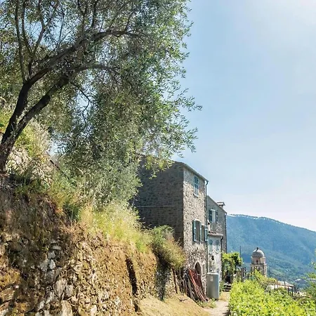 Casa Rosmarino Chiesanuova (Liguria)