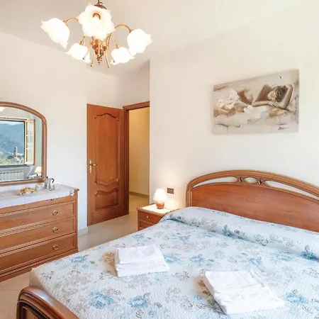 Apartment Casa Rosmarino Chiesanuova (Liguria)